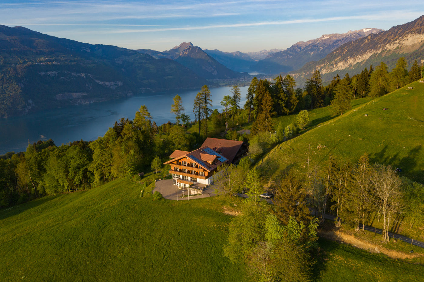 drone picture Z Aeschiried house and lake